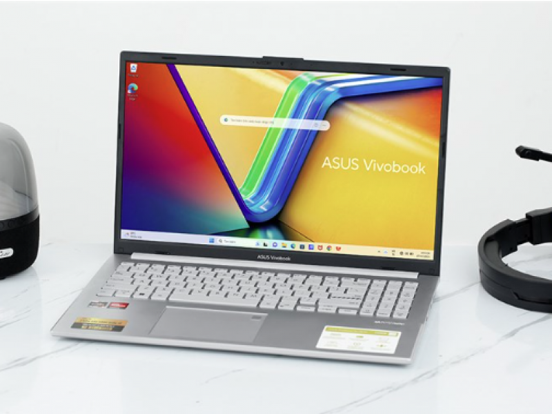 Laptop Asus Vivobook Go 15 E1504FA R5 7520U/16GB/512GB